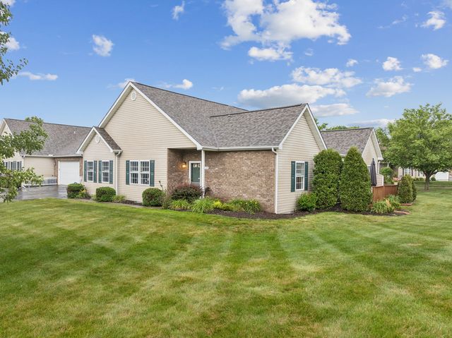 113 Clearwater DRIVE, Ellwood City, PA 16117