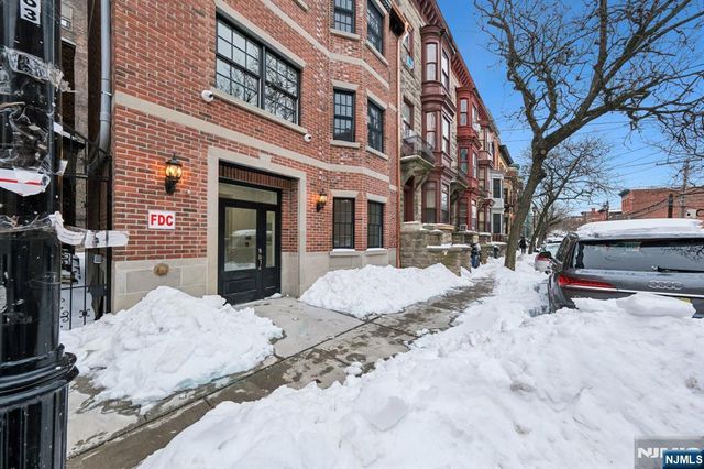 52 James Street 1, Newark, NJ 07102