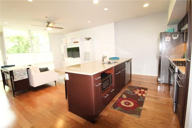 1600 Barton Springs RD 2208, Austin, TX 78704