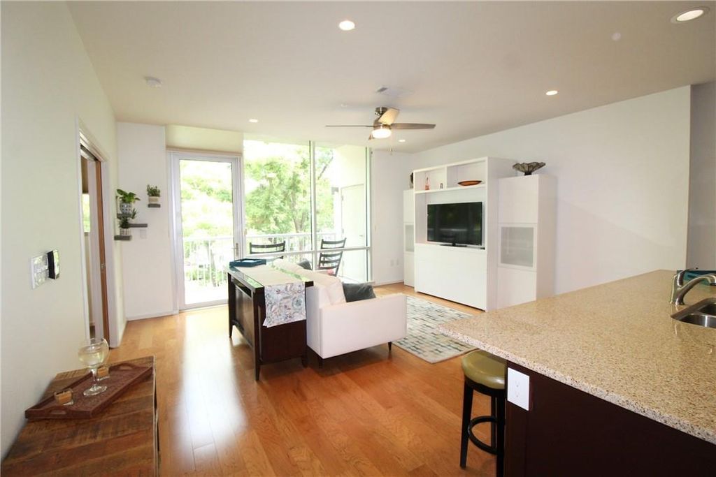 1600 Barton Springs RD 2208, Austin, TX 78704