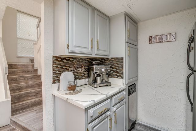 2117 Park Willow Lane D, Arlington, TX 76011