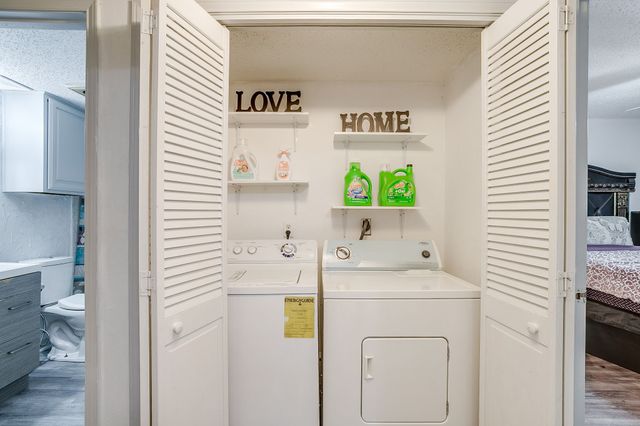 2117 Park Willow Lane D, Arlington, TX 76011