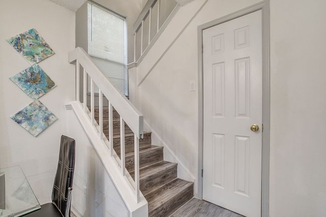 2117 Park Willow Lane D, Arlington, TX 76011