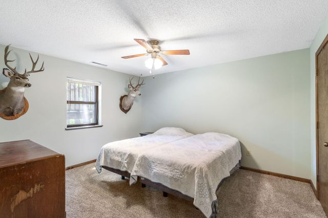 304 OAKRIDGE CT, Columbia, MO 65203