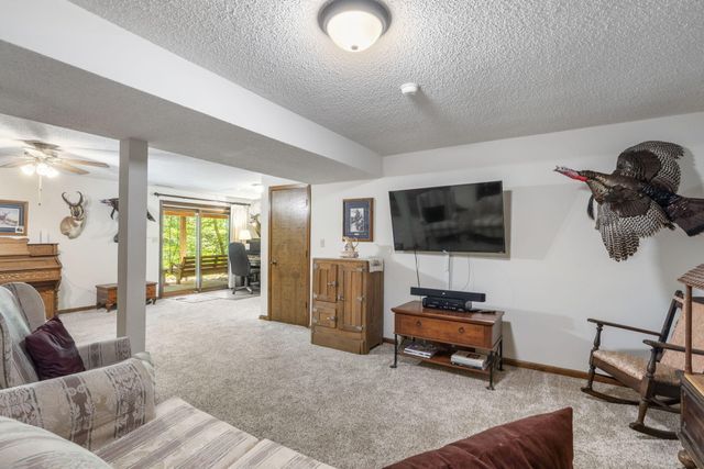 304 OAKRIDGE CT, Columbia, MO 65203