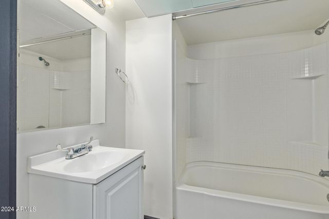 129 N 11th Avenue 1A, Phoenix, AZ 85007