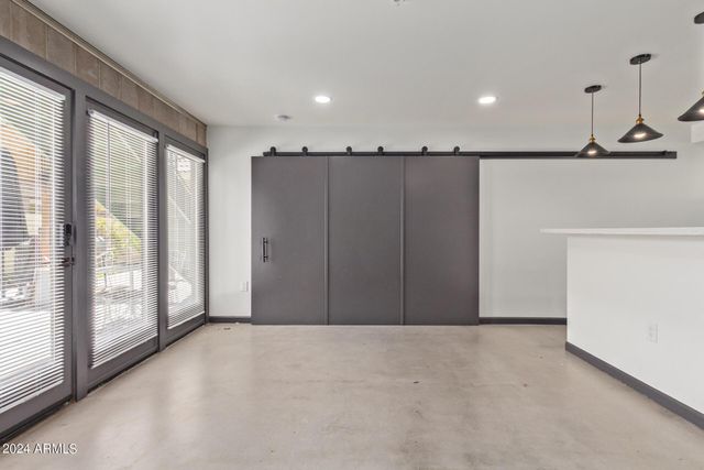 129 N 11th Avenue 1A, Phoenix, AZ 85007