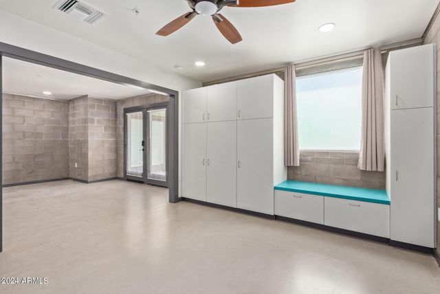 129 N 11th Avenue 1A, Phoenix, AZ 85007