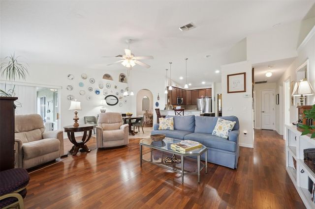 2243 WOLF RIDGE LANE, Mount Dora, FL 32757