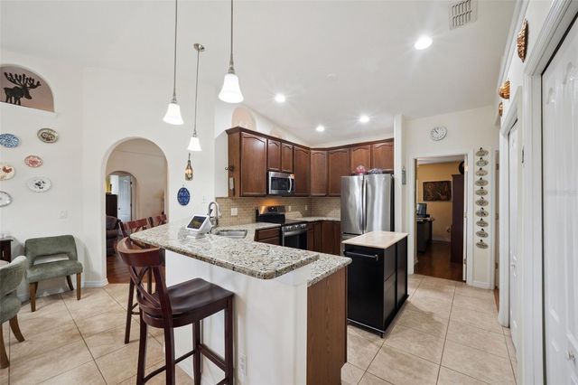 2243 WOLF RIDGE LANE, Mount Dora, FL 32757