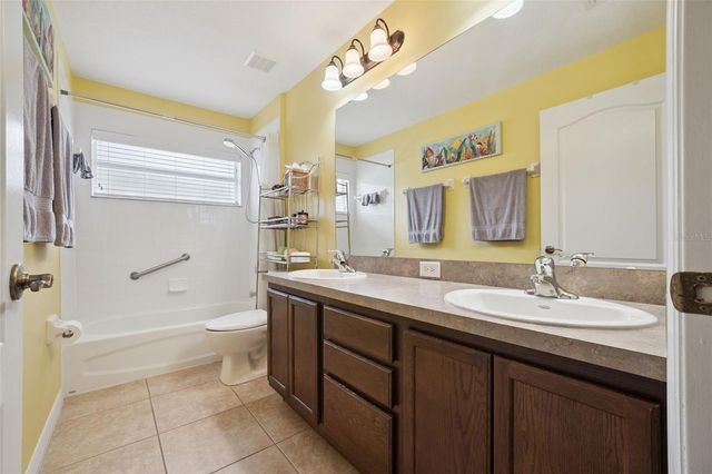 2243 WOLF RIDGE LANE, Mount Dora, FL 32757