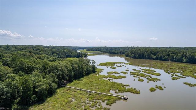 103 Northpoint DR, Williamsburg, VA 23185