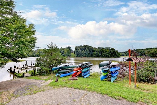 103 Northpoint DR, Williamsburg, VA 23185