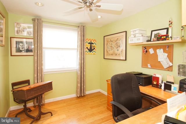35 W WALKILL RD, Mystic Islands, NJ 08087