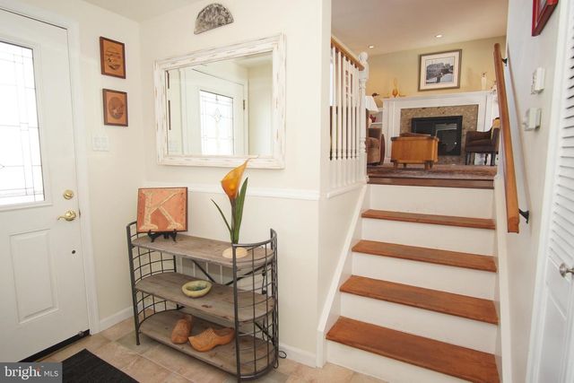 35 W WALKILL RD, Mystic Islands, NJ 08087