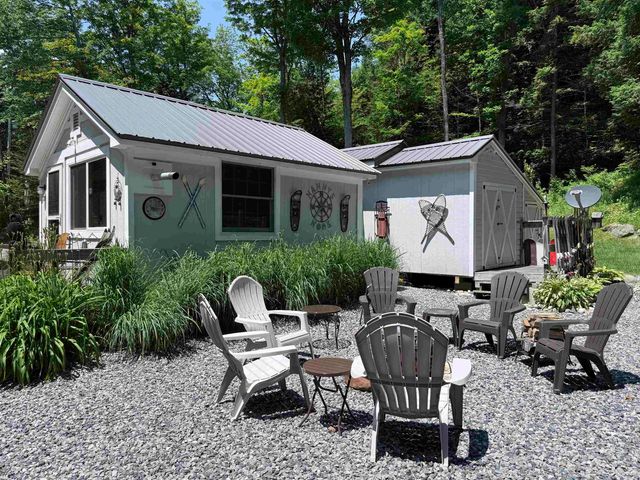729 Davis Road, Cavendish, VT 05142