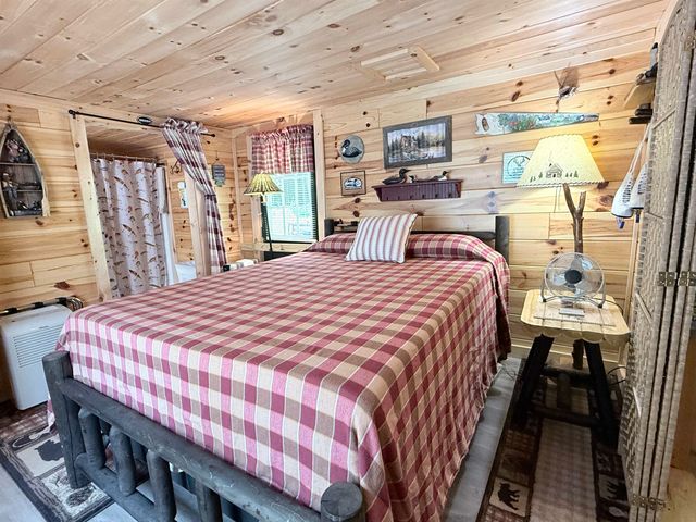 729 Davis Road, Cavendish, VT 05142