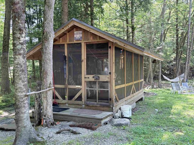 729 Davis Road, Cavendish, VT 05142