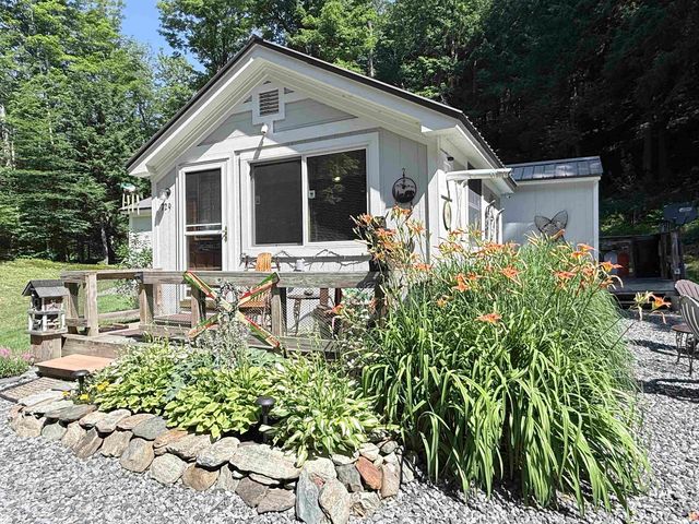 729 Davis Road, Cavendish, VT 05142