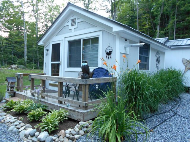 729 Davis Road, Cavendish, VT 05142