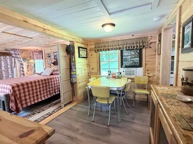 729 Davis Road, Cavendish, VT 05142