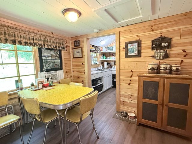 729 Davis Road, Cavendish, VT 05142