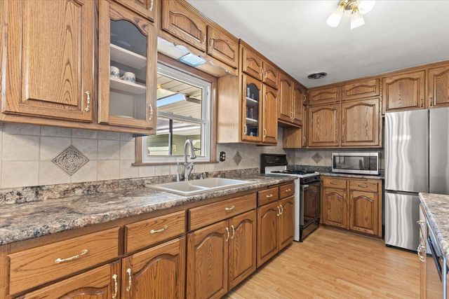 N84W19255 Menomonee AVENUE, Menomonee Falls, WI 53051