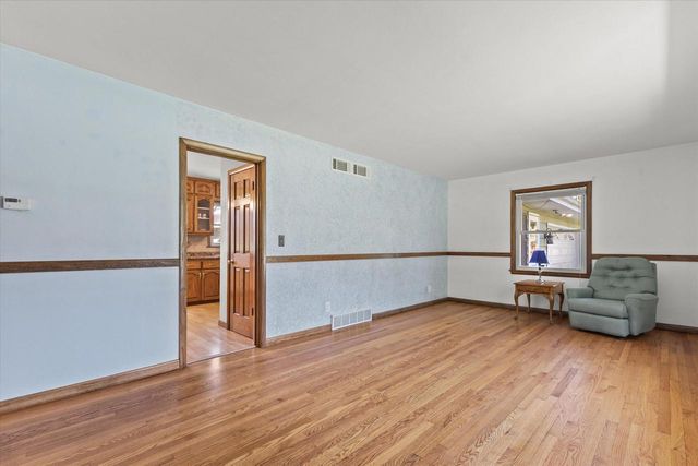 N84W19255 Menomonee AVENUE, Menomonee Falls, WI 53051