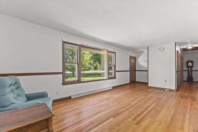 N84W19255 Menomonee AVENUE, Menomonee Falls, WI 53051