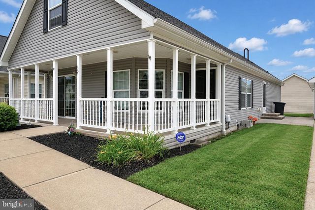 30 BETSY ROSS CT, Millville, NJ 08332