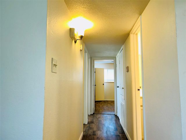 8030 Sands Point Drive D, Houston, TX 77036