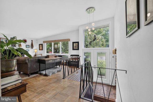 1402 DRAKE RD, Wilmington, DE 19803