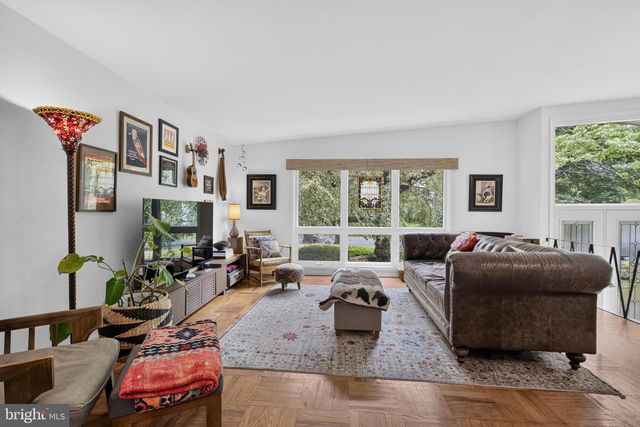 1402 DRAKE RD, Wilmington, DE 19803