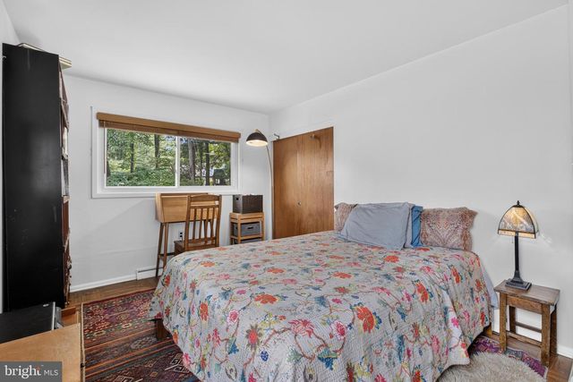 1402 DRAKE RD, Wilmington, DE 19803