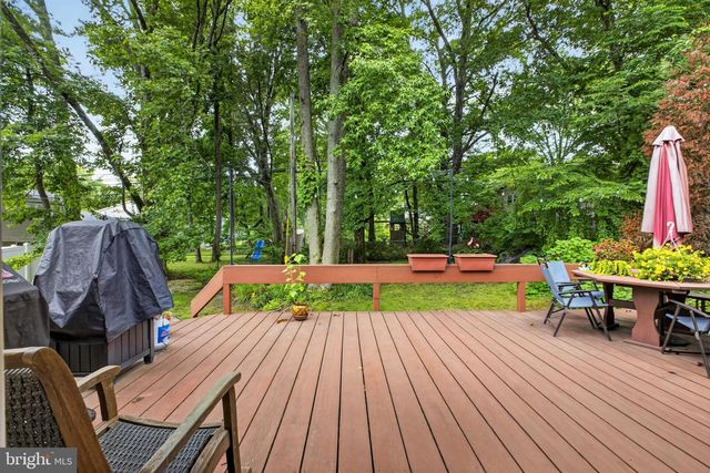1402 DRAKE RD, Wilmington, DE 19803