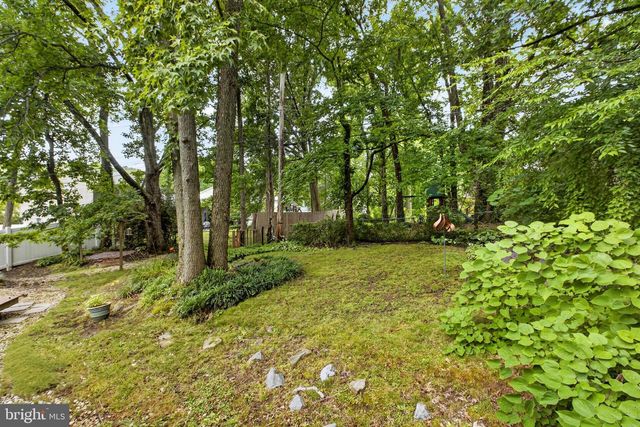 1402 DRAKE RD, Wilmington, DE 19803
