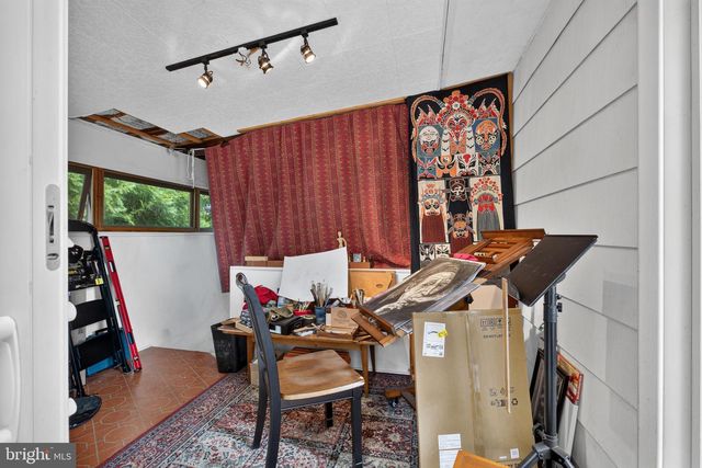 1402 DRAKE RD, Wilmington, DE 19803