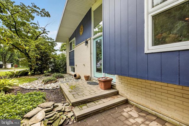 1402 DRAKE RD, Wilmington, DE 19803
