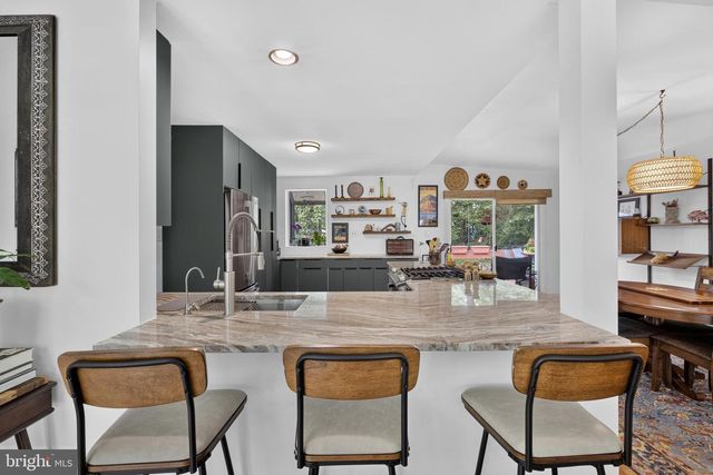 1402 DRAKE RD, Wilmington, DE 19803