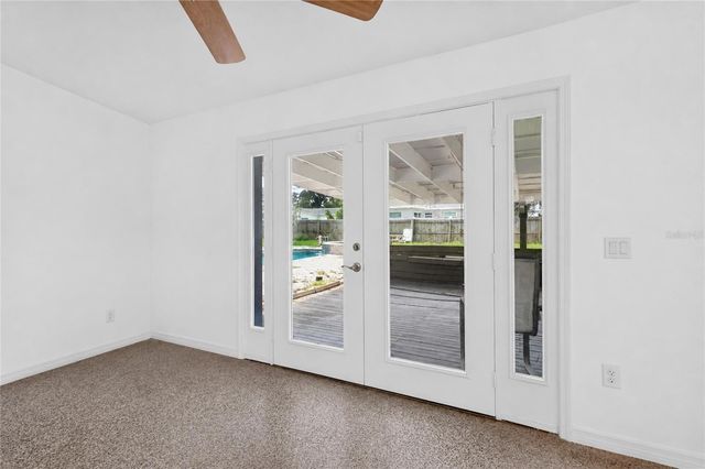 120 81ST AVENUE NE, St Petersburg, FL 33702