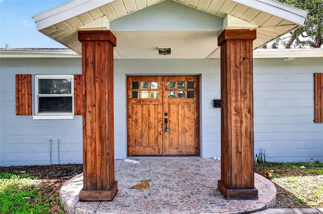 120 81ST AVENUE NE, St Petersburg, FL 33702