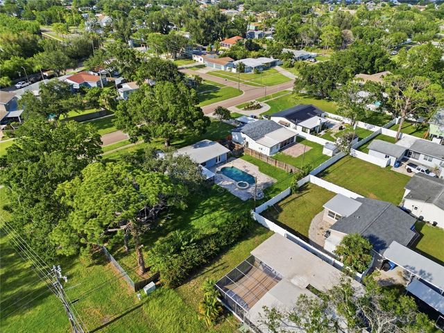 120 81ST AVENUE NE, St Petersburg, FL 33702