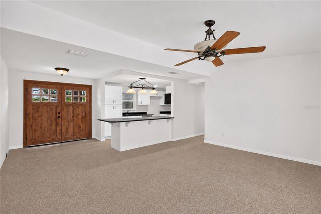 120 81ST AVENUE NE, St Petersburg, FL 33702