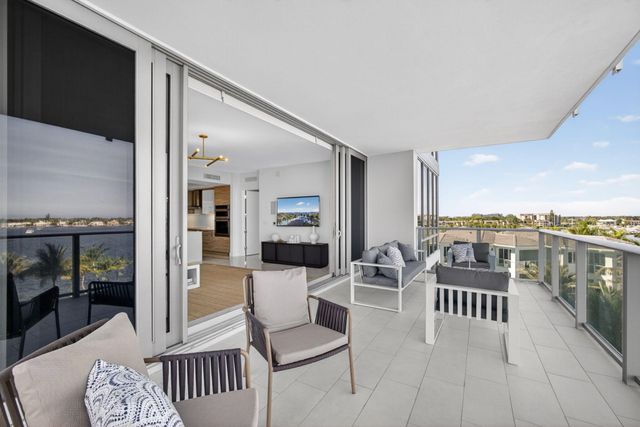 2 Water Club Way 501, North Palm Beach, FL 33408