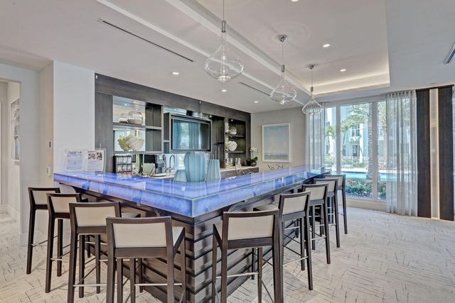 2 Water Club Way 501, North Palm Beach, FL 33408