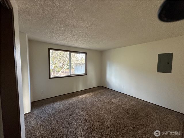 240 NE Chinook Drive, Belfair, WA 98528