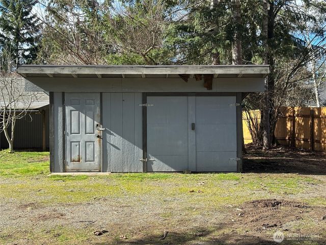 240 NE Chinook Drive, Belfair, WA 98528