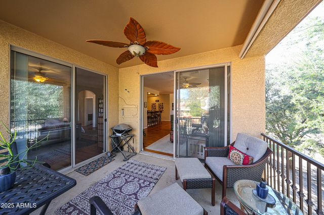 10655 N 9TH Street 203, Phoenix, AZ 85020