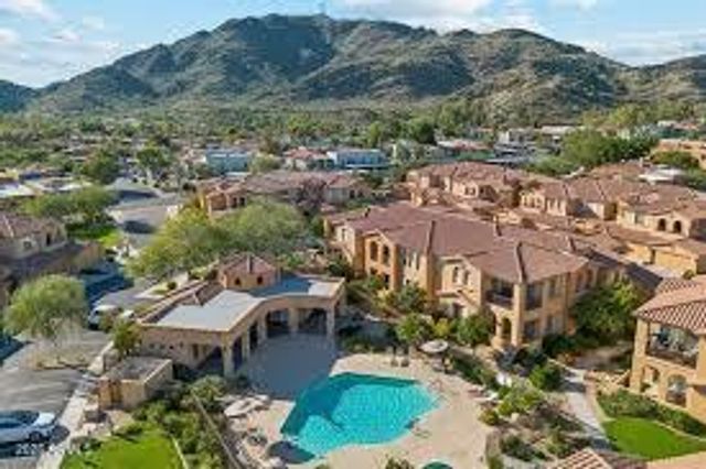 10655 N 9TH Street 203, Phoenix, AZ 85020