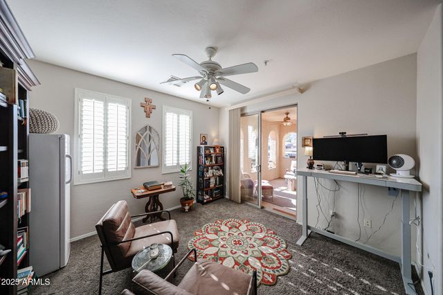 10655 N 9TH Street 203, Phoenix, AZ 85020